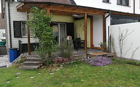 Doppelhaushaelfte Mit Garten